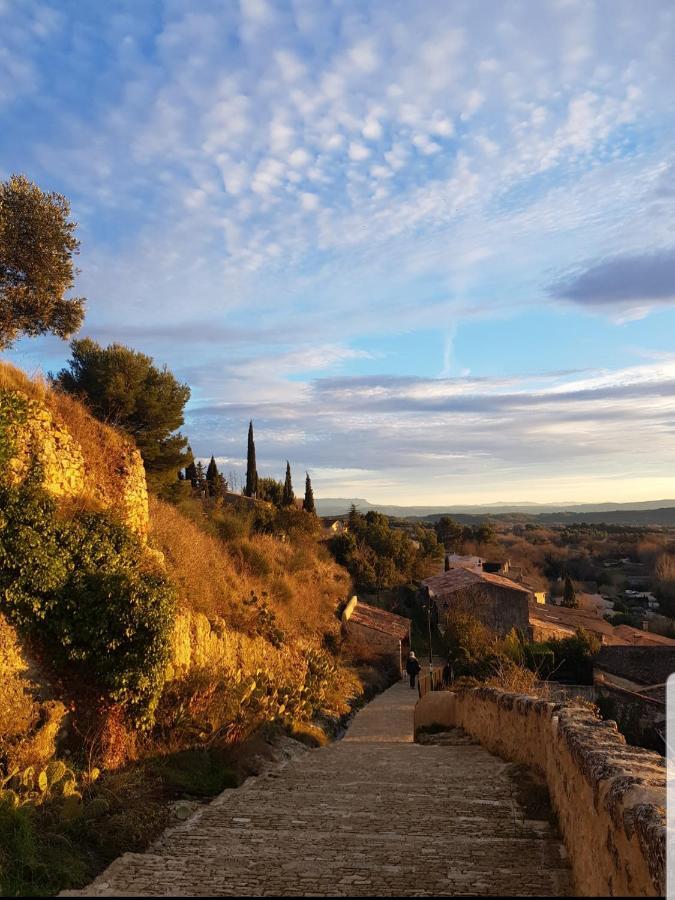 Chambre D'Hote Geiko Cabrieres-d'Aigues المظهر الخارجي الصورة